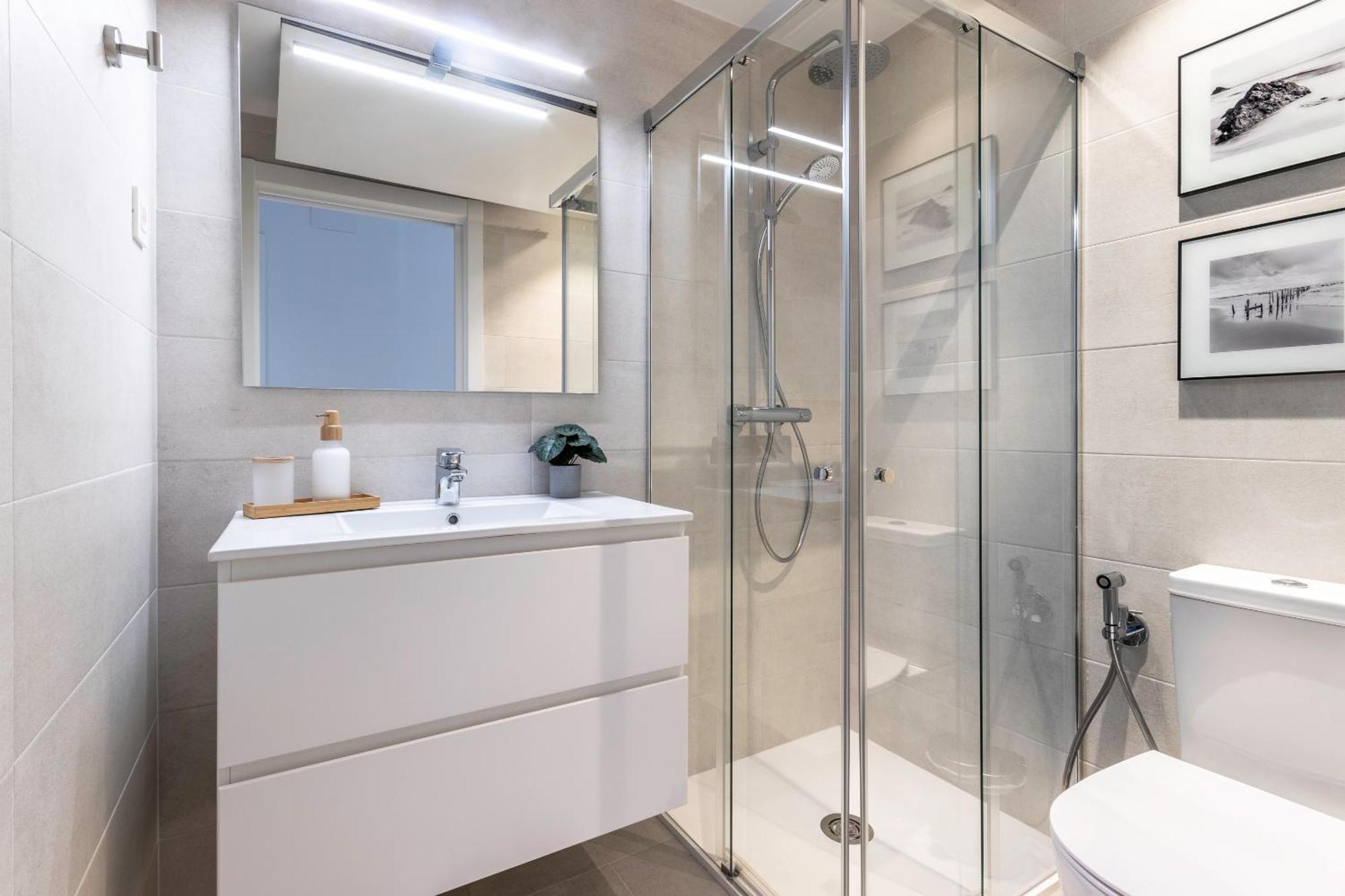 Akomodat En Precioso Y Moderno Con Jardin Y Parking Getxo Buitenkant foto