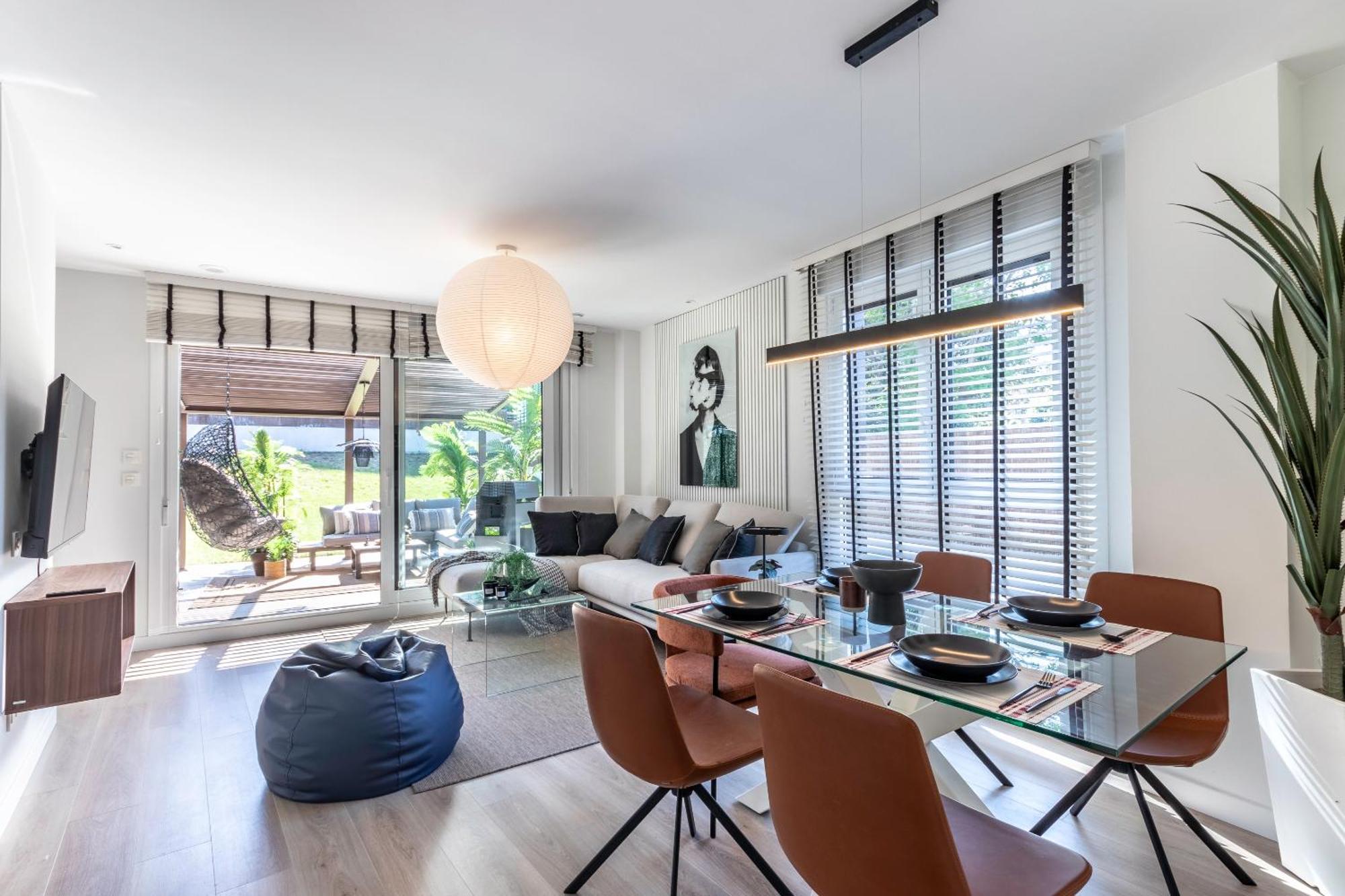 Akomodat En Precioso Y Moderno Con Jardin Y Parking Getxo Buitenkant foto